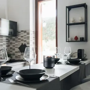 Holiday home Grey's