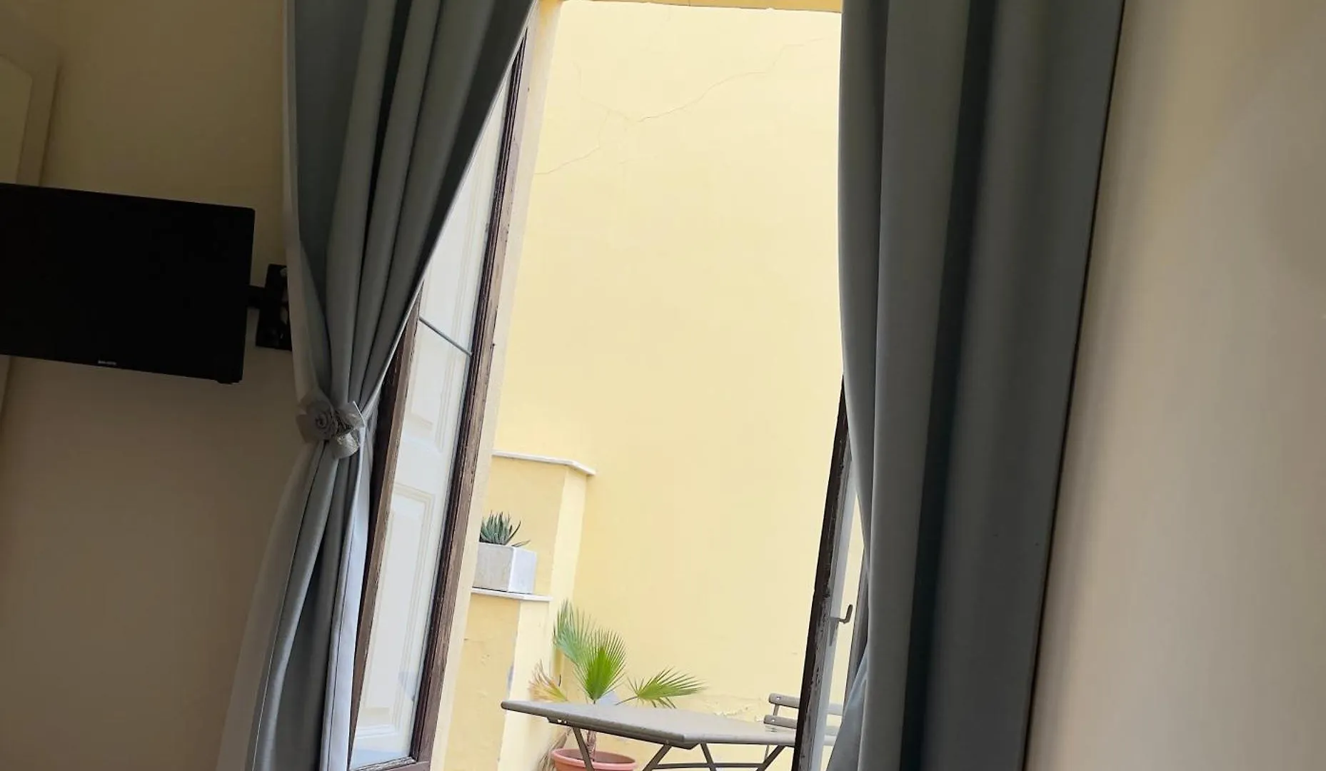 Umberto House Catania Hotel